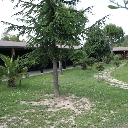 Sleeps 6 Pool Wifi Apartament